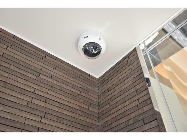 物件外観写真5　(防犯カメラ)