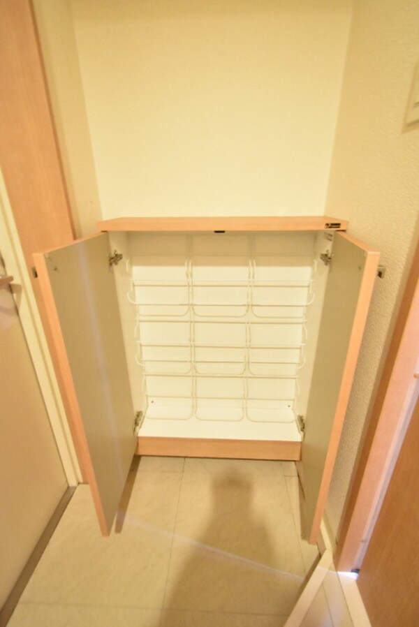 その他設備(シューズボックス)