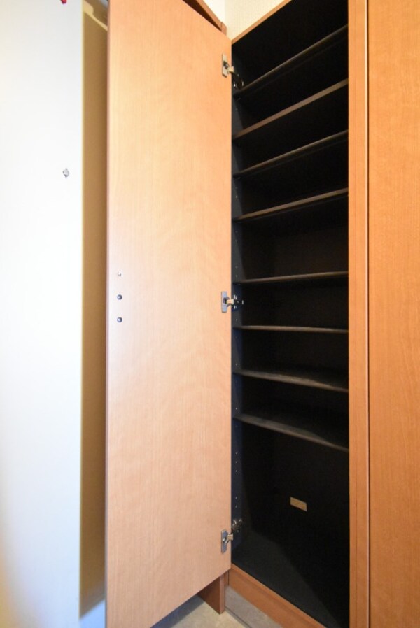 その他設備(シューズボックス)