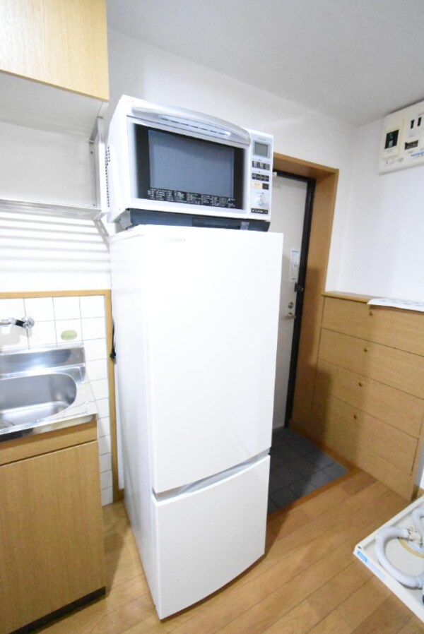 その他設備(冷蔵庫・電子レンジ)