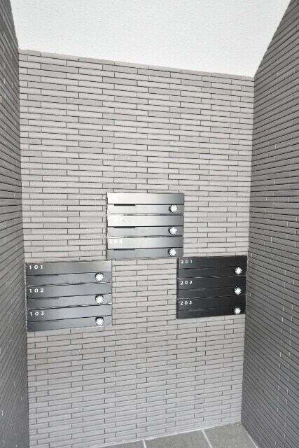 物件外観写真4　(集合郵便受け)