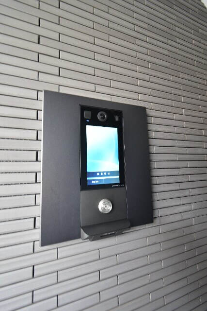 物件外観写真5　(オートロック)