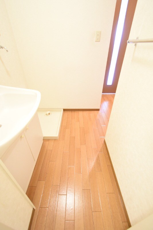 物件内観写真14　(洗面脱衣所)