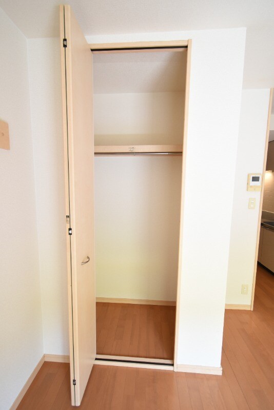 物件内観写真14　(クローゼット)