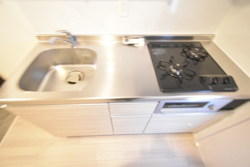 物件内観写真10　(シンク・ガスコンロ・グリル)