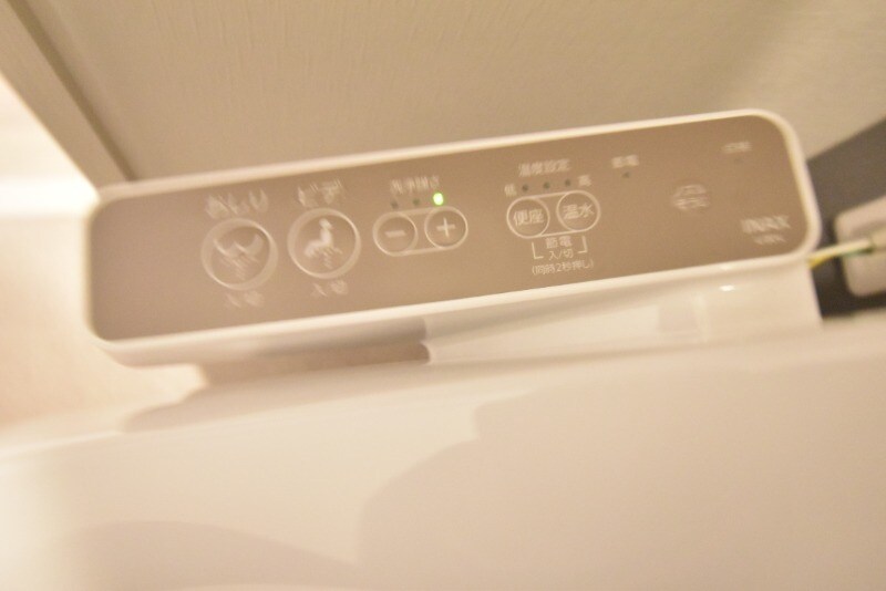 物件内観写真13　(温水洗浄暖房便座)