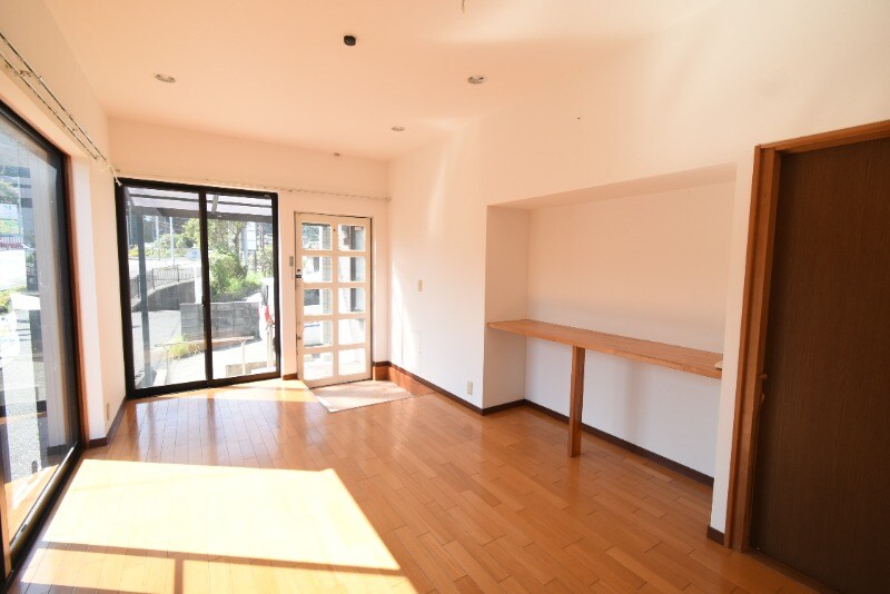 物件内観写真6　(１Ｆ洋室)