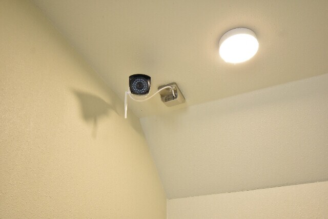 物件外観写真6　(防犯カメラ)