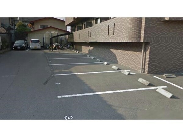 駐車場(駐車場)