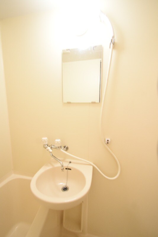 物件内観写真11　(洗面台)