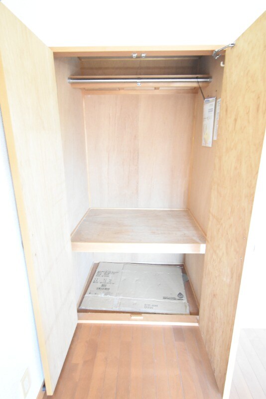 物件内観写真16　(クローゼット)