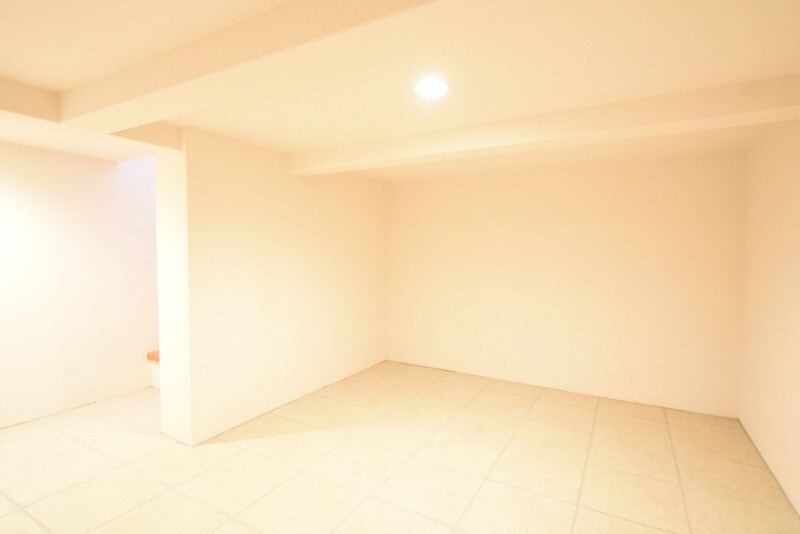 物件内観写真9　(サービススペース)