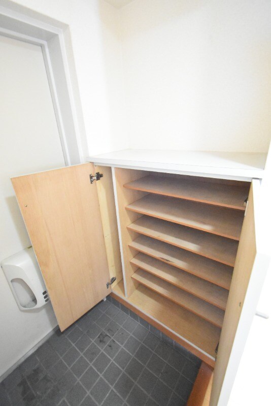 物件内観写真23　(シューズボックス)