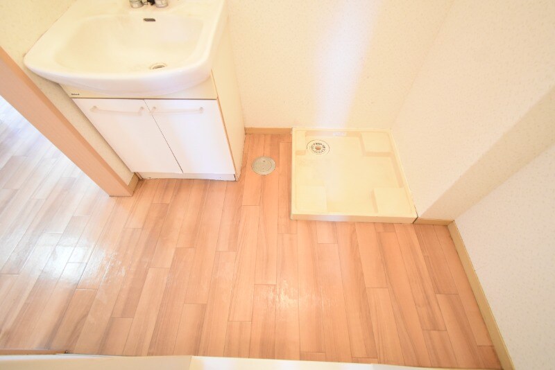 物件内観写真10　(洗面脱衣所)