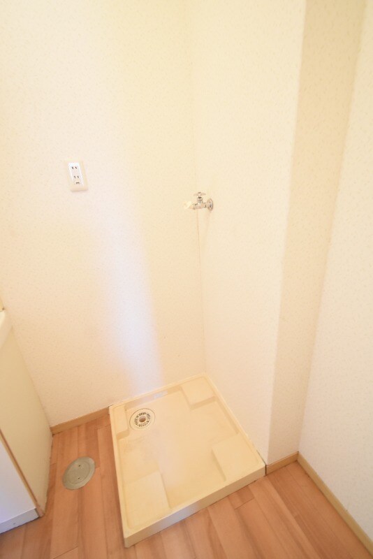 物件内観写真21　(洗濯機置き場)