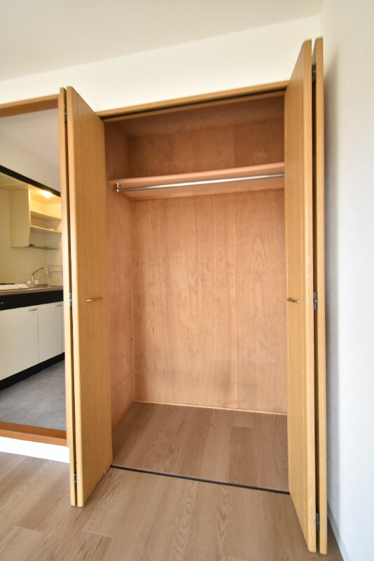 物件内観写真14　(クローゼット)
