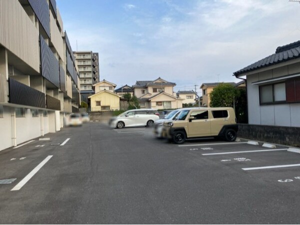 駐車場(駐車場)
