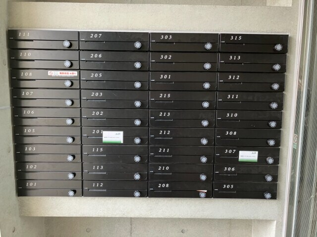 物件外観写真6　(集合ポスト)