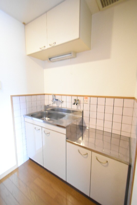 物件内観写真8　(キッチンスペース)