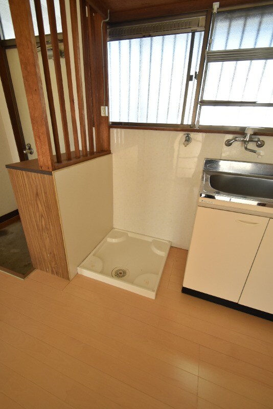 物件内観写真24　(洗濯機置き場)