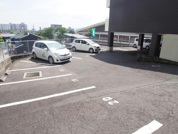 駐車場(駐車場)