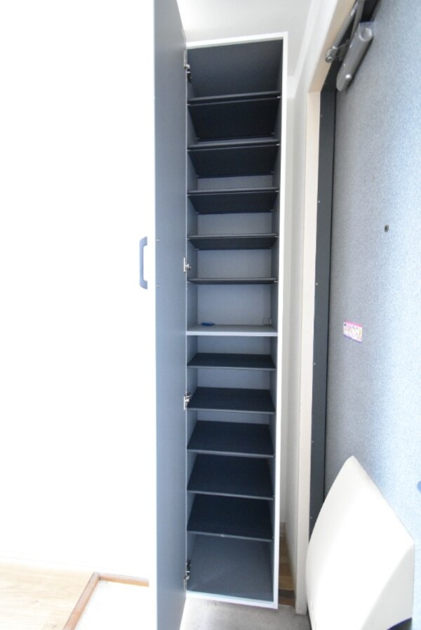 その他設備(シューズボックス)