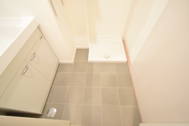 物件内観写真12　(洗面脱衣所)