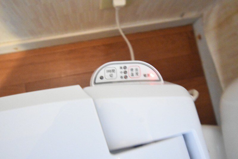 物件内観写真18　(暖房便座)