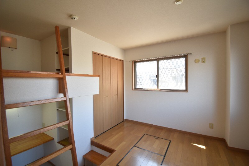 物件内観写真7　(洋室4.5帖)