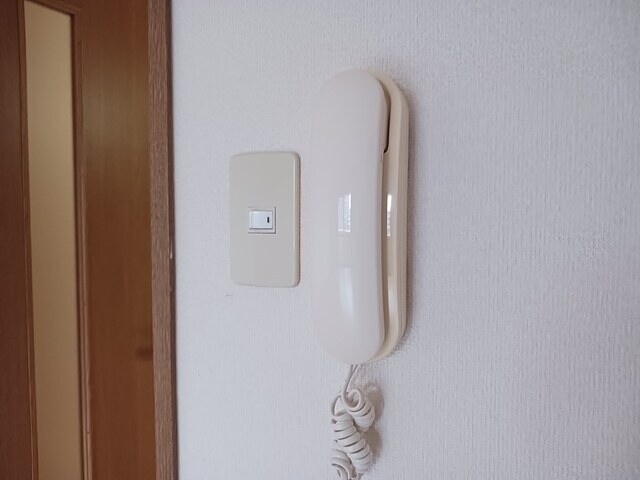 物件内観写真11　(インターホン)