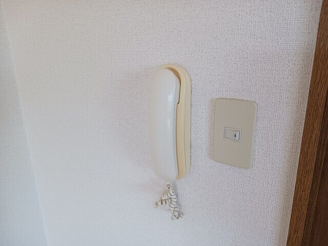物件内観写真12　(インターホン)