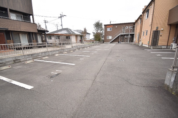 駐車場(駐車場)