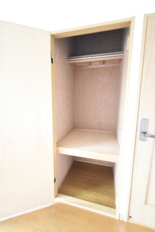 物件内観写真17　(クローゼット)