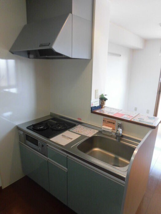物件内観写真7　(シンク・ガスコンロ・グリル)