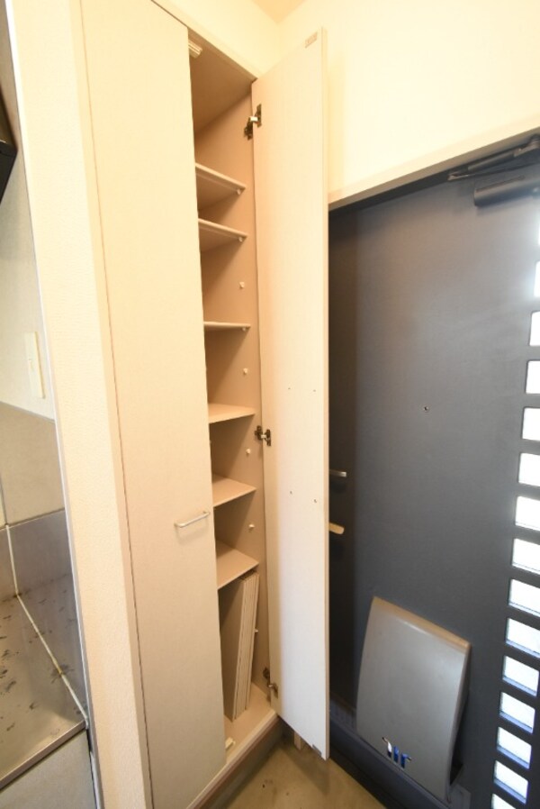 その他設備(シューズボックス)