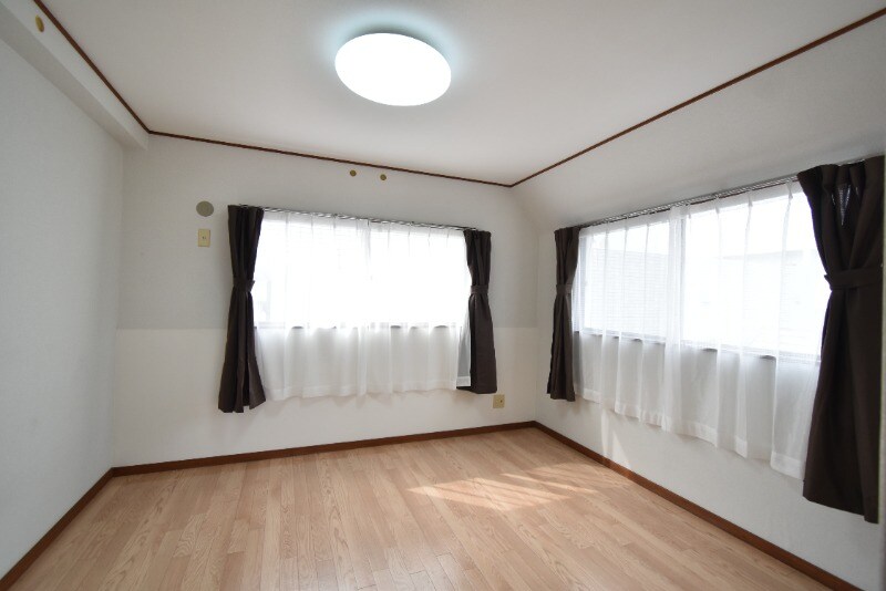 物件内観写真5　(居室)
