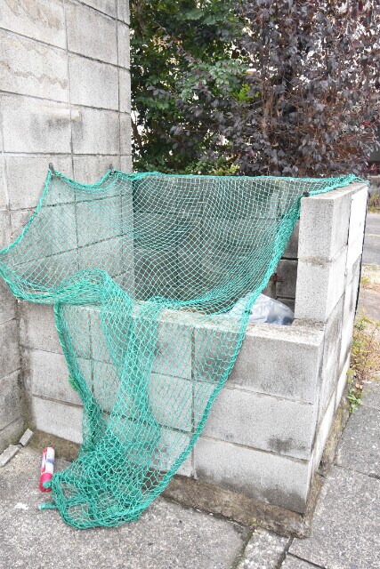 物件外観写真3　(専用ごみ置き場)