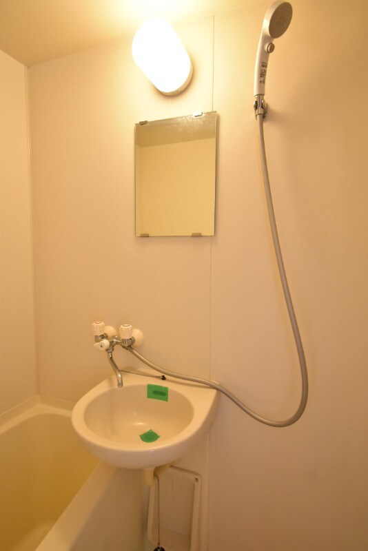 物件内観写真10　(洗面台)