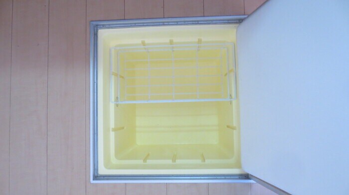 物件内観写真11　(床下収納)