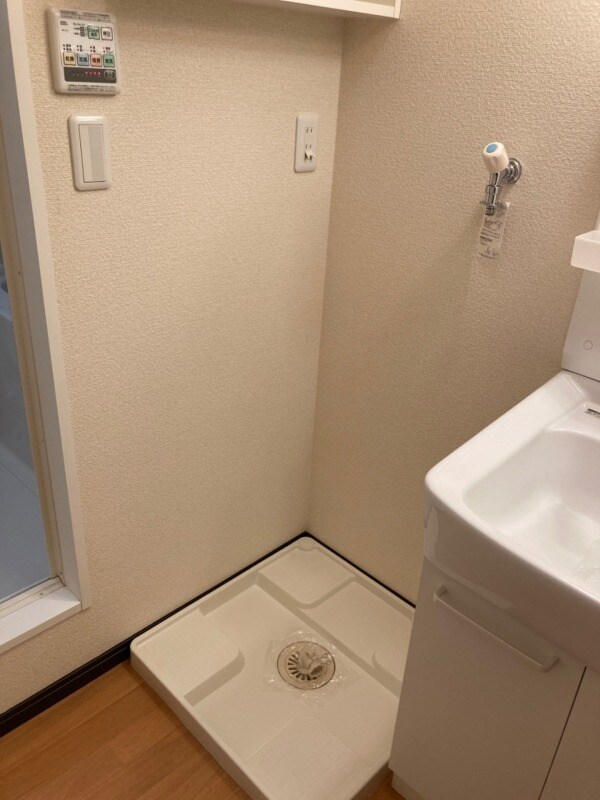 その他(洗濯機置き場)