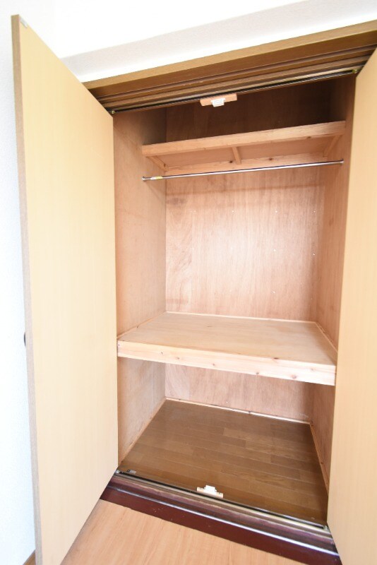 物件内観写真16　(クローゼット)