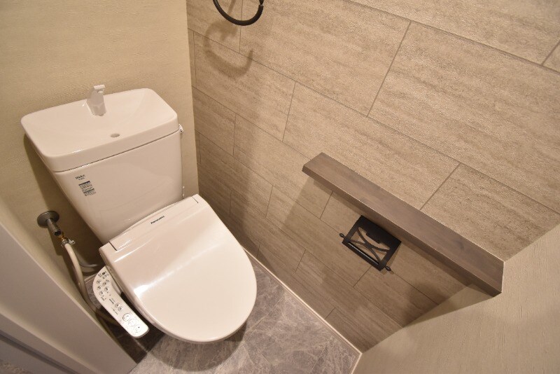 物件内観写真16　(温水洗浄暖房便座)