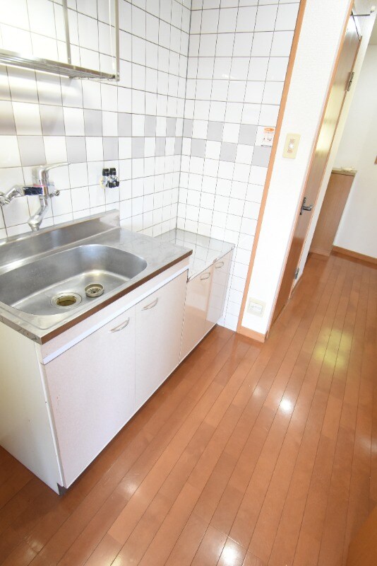 物件内観写真11　(キッチンスペース)