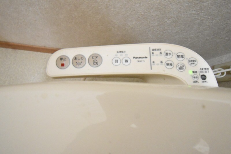 物件内観写真23　(温水洗浄暖房便座)