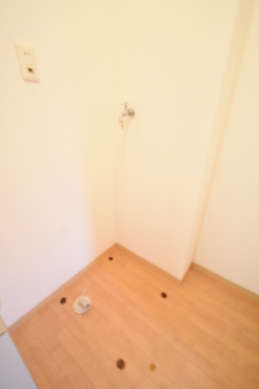 物件内観写真25　(洗濯機置き場)