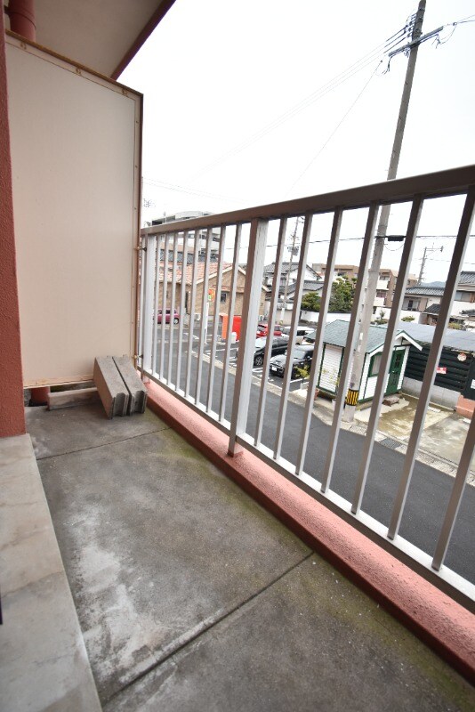 物件内観写真17　(リビング側)