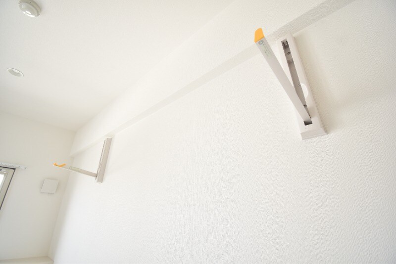 物件内観写真26　(室内物干し)