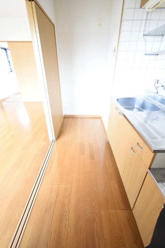 物件内観写真11　(キッチンスペース)