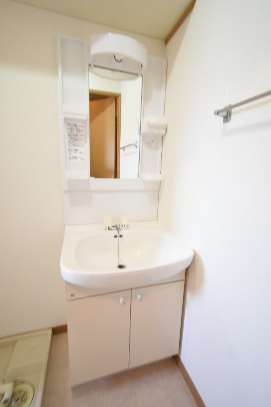 物件内観写真14　(独立洗面台)