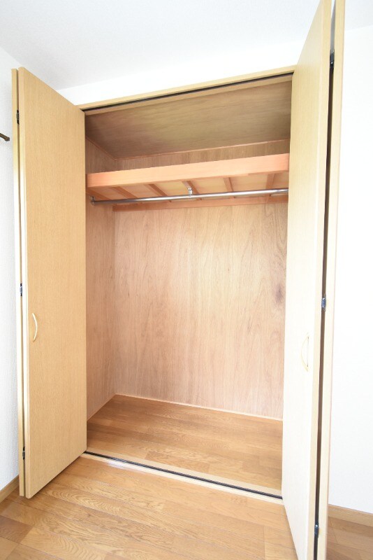 物件内観写真16　(クローゼット)